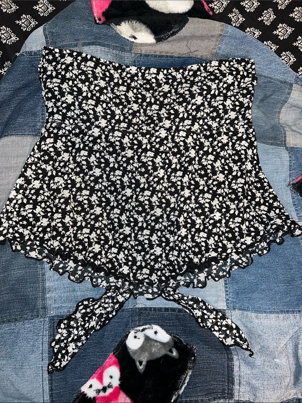 Strapless Floral Top - Picture 2 of 3